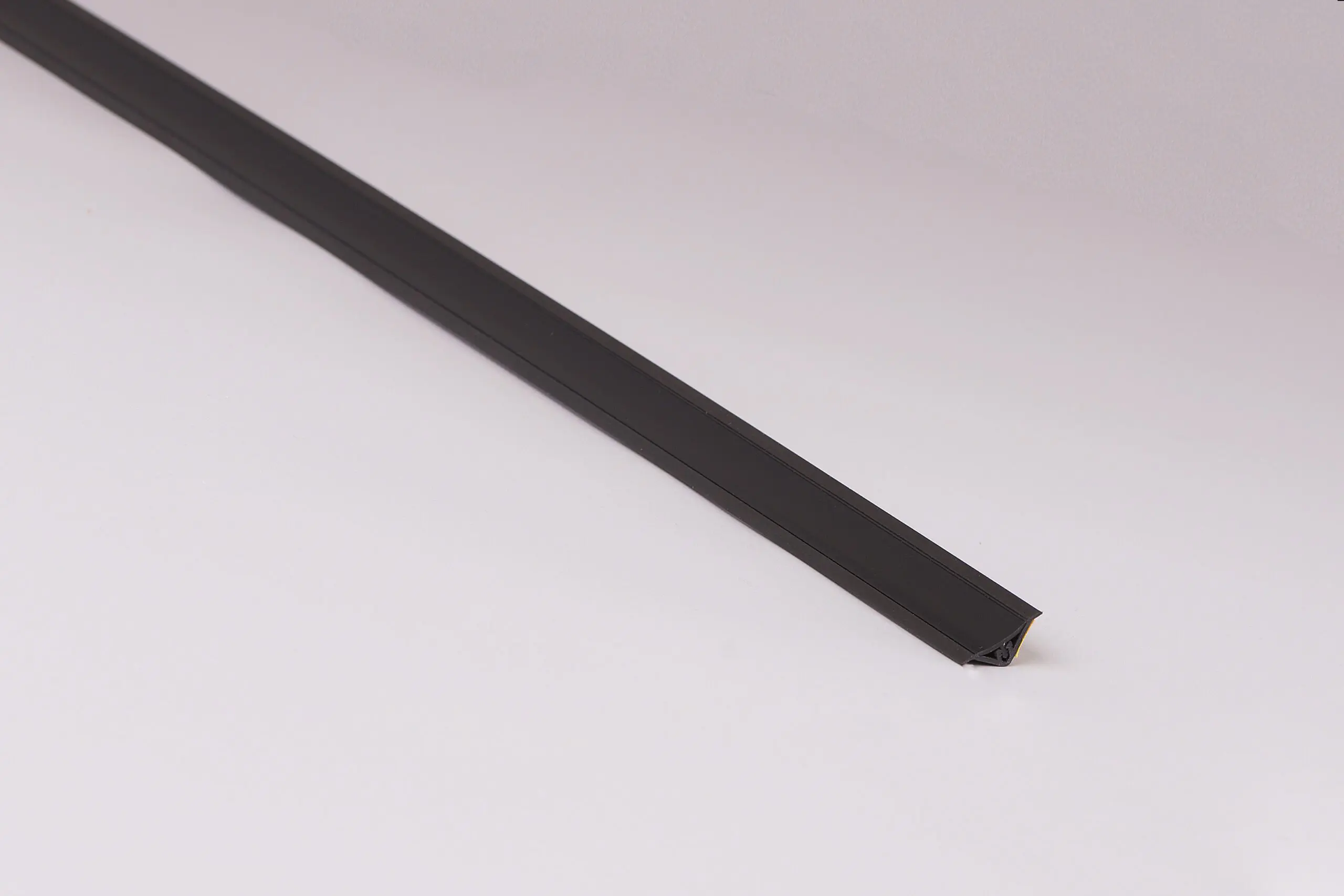 5065, 2.6 m - kitchen trim, black